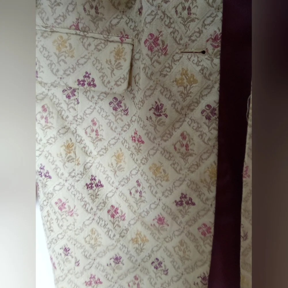 DALIA Elegant Cream Patterned Women's OVERBLAZER - Picture 6 of 8